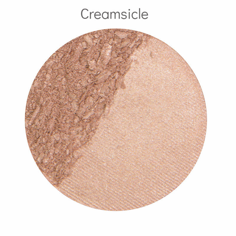 Mineral Pressed Shadow - Elegant formula glides on like velvet. Long lasting.