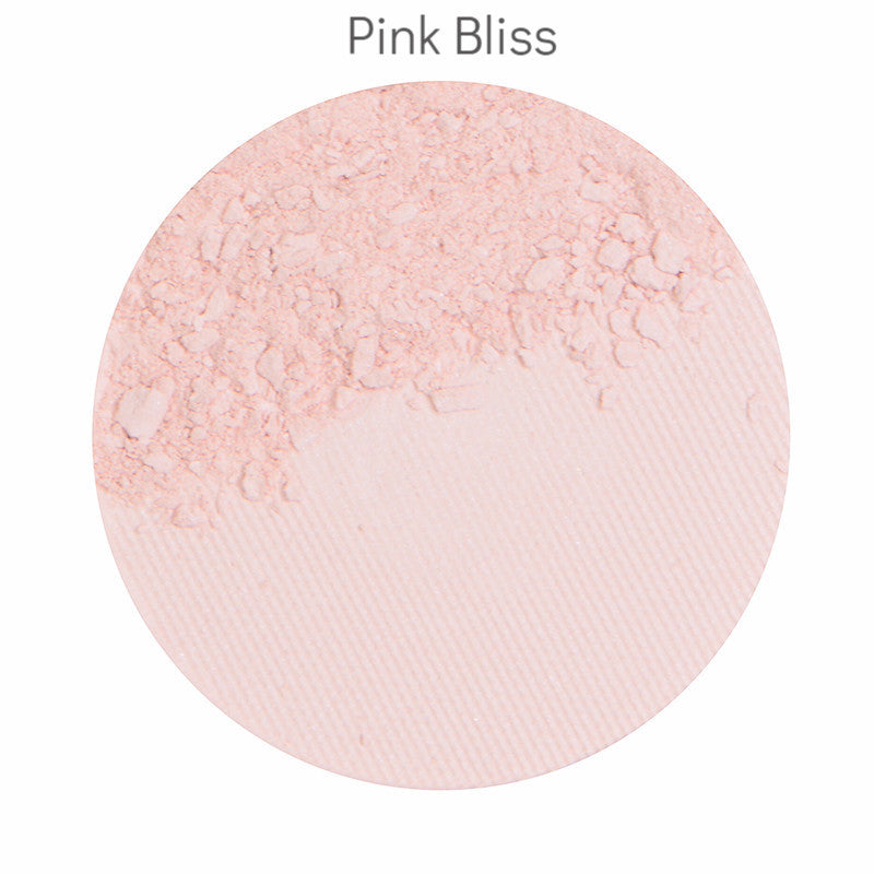 Mineral Pressed Shadow - Elegant formula glides on like velvet. Long lasting.